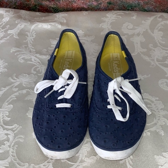 Keds Blue Eyelet Sneakers Casual Stylish Size 8.5 - Picture 10 of 14